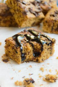 Maple Balsamic Chocolate Chunk Cookie Bars